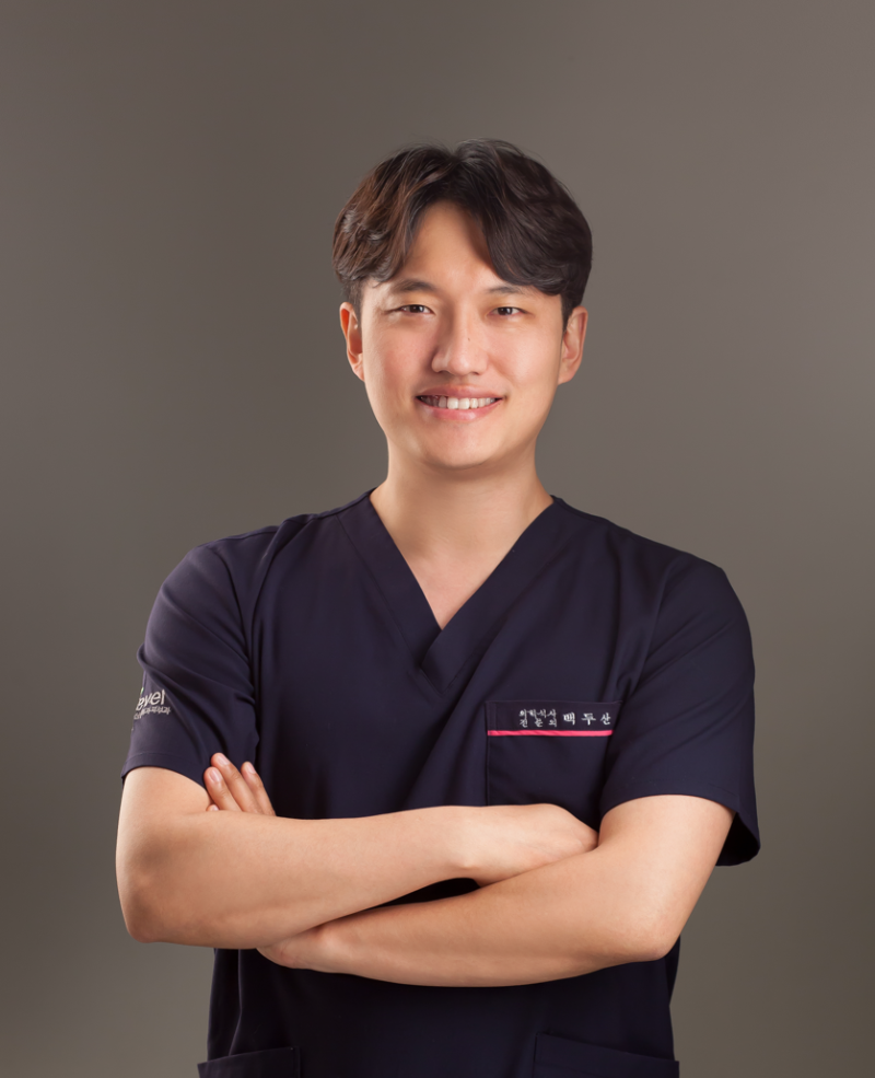 턱 모낭염 원인 증상, 피부과는 어떤 치료를 할까?