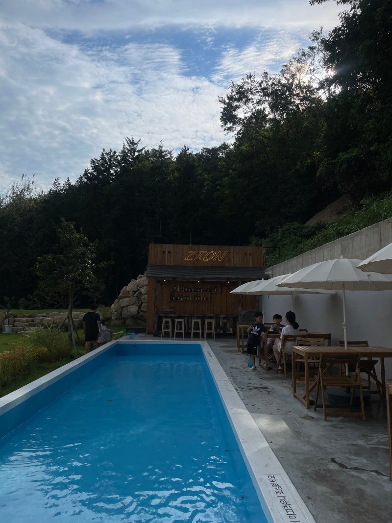 여름철에도 스킨부스터가 필요한 이유