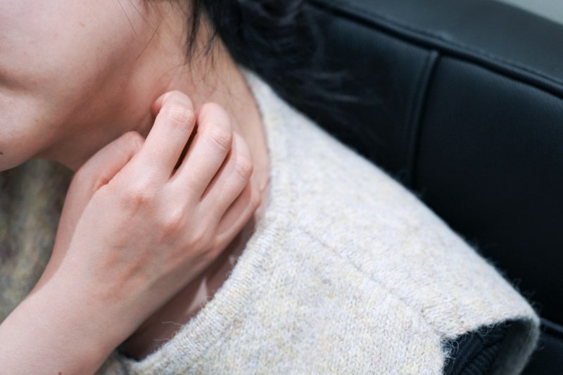 안면 다한증 원인? 코끝, 인중에 집중되는 이유까지