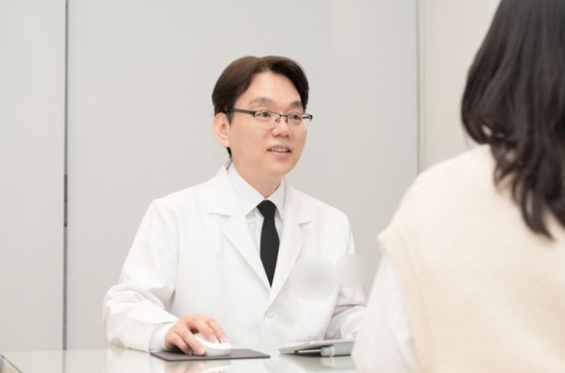 해당 원문의 상담 장면 도입사진